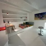 아파트 Attik *